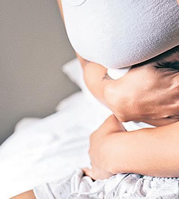 endometriozis-hakkinda-farkindalik-cikolata-kisti-kadinlari-etkiliyor-KbeAqeSb.jpg